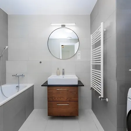 Sky Park 1 - Luxurious #instaworthy In Downtown Center With Included Parking, Address In Town Bratislava