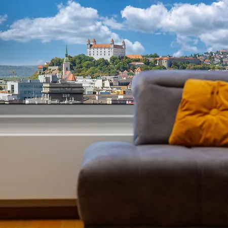 Sky Park 1 - Castle View From Bed, Luxurious #instaworthy In Downtown Center, Parking Included, Address In Town * Pressburg
