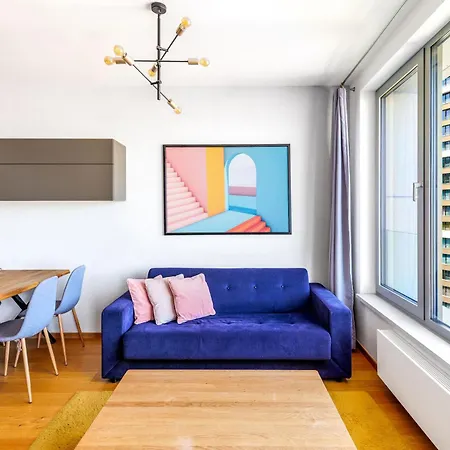 Sky Park 1 - Castle View From Bed, Luxurious #instaworthy In Downtown Center, Parking Included, Address In Town