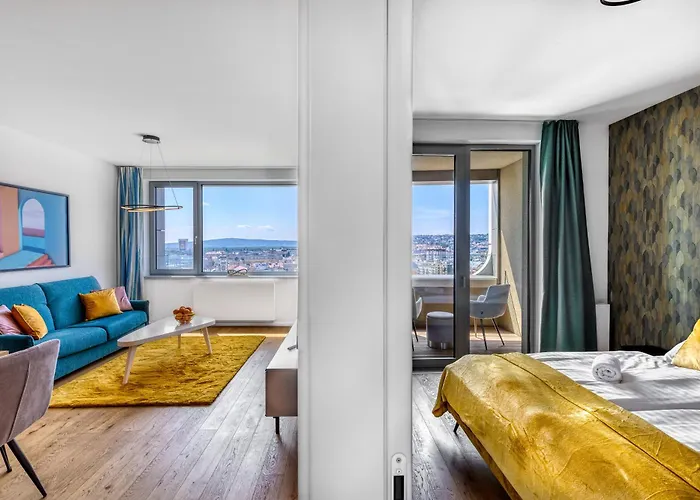 Sky Park 1 - Luxurious #instaworthy In Downtown Center With Included Parking, Address In Town Apartman *