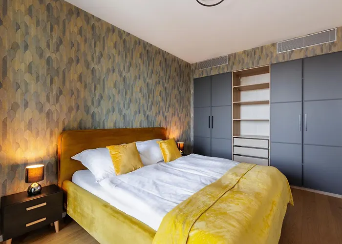 Sky Park 1 - Luxurious #instaworthy In Downtown Center With Included Parking, Address In Town *