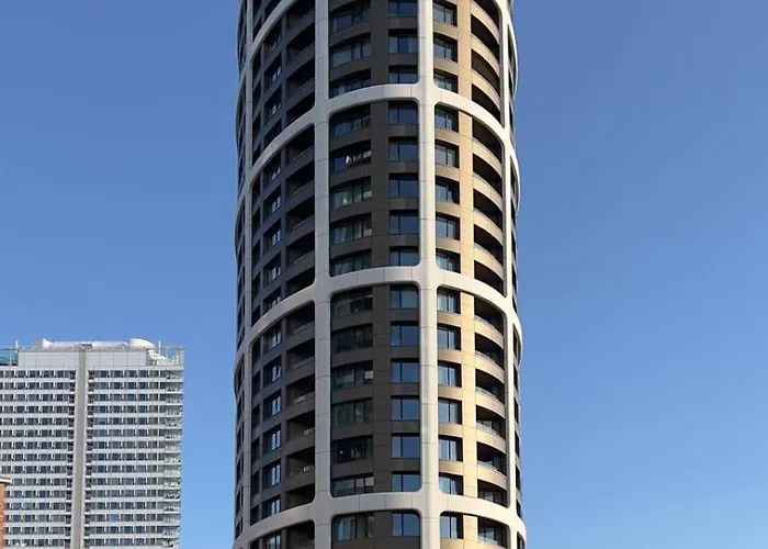 Apartman Sky Park 1 - Luxurious #instaworthy In Downtown Center With Included Parking, Address In Town